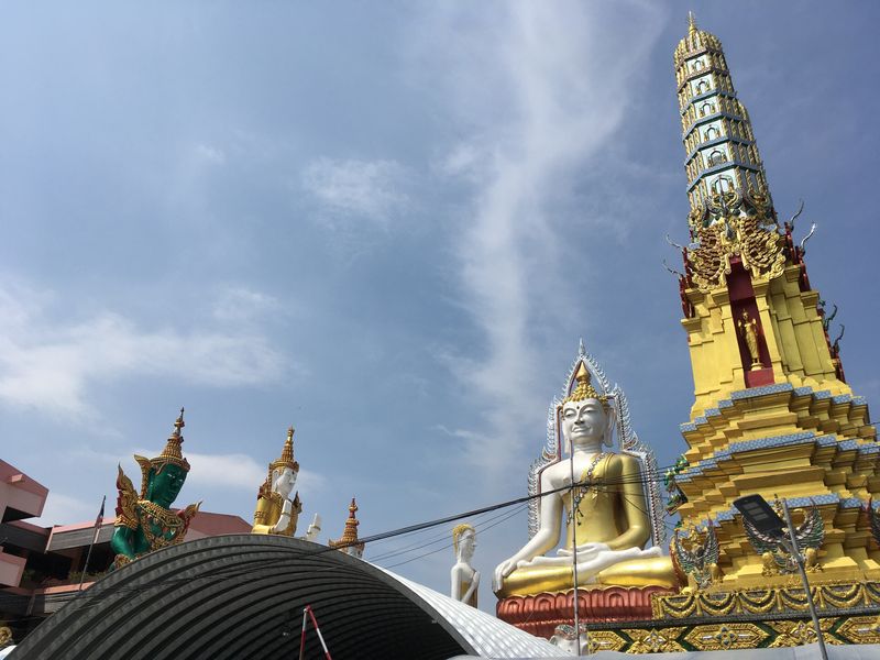 タイ バンコク ワット・クンチャン 仏像